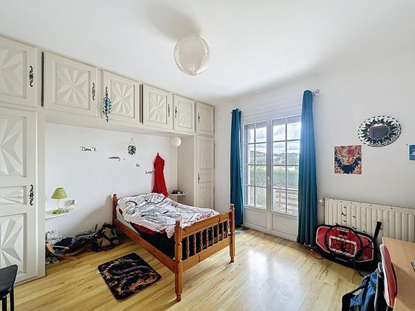 A vendre Maison Pessan 7 pièces 170 m² avec garage et jardin clôturé