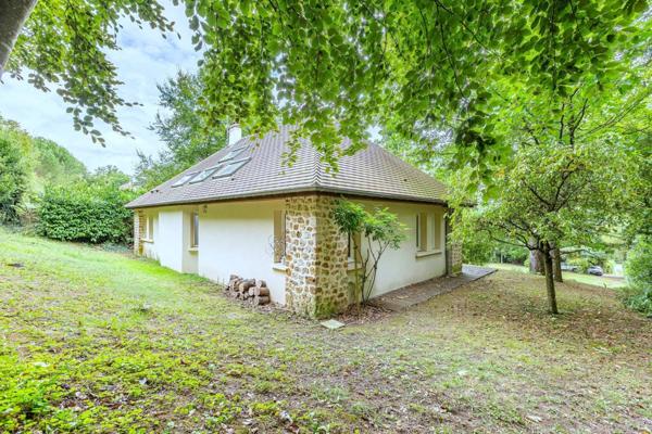 Lumière, lignes pures et sérénité – Une œuvre contemporaine signée nature