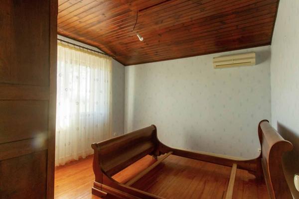 Maison 9 pièces - 303 m² Exclusivité