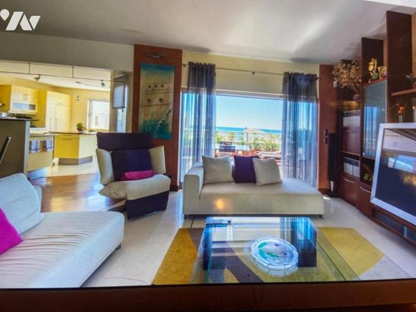 Maison d'habitation avec jardin attenant