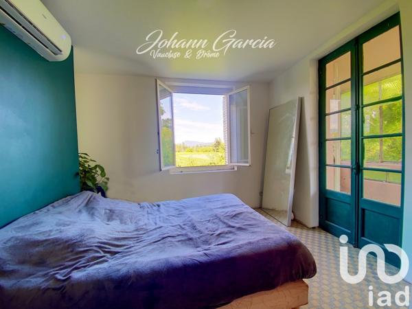 Maison 7 pièces de 140 m² à Valréas (84600)