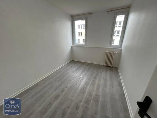 Appartement à louer 4 pièces 75.48m² Cherbourg-en-Cotentin (50100)