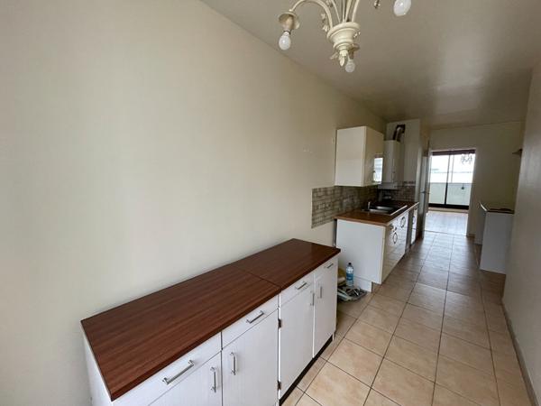 A LOUER APPARTEMENT T3 TRES BON ETAT BREST CENTRE VILLE 83 M2