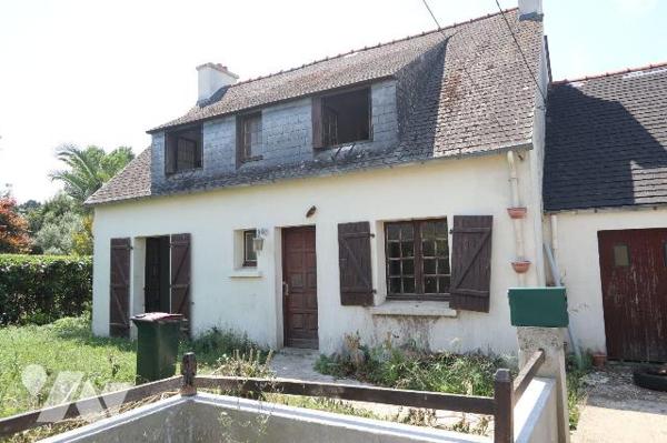 Plougastel-Daoulas, dans une impasse, cette maison offre un cadre de vie idéal pour une famille...