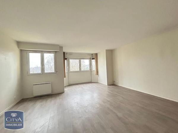 Appartement à louer 4 pièces 98.98m²