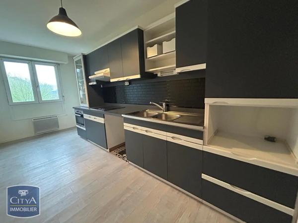 Appartement à louer 4 pièces 98.98m²