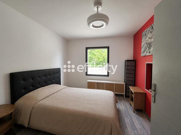 Maison
         4 pièces
        - 117 m² Exclusivité 315 000 € *