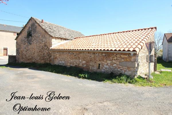 Bergerie à réhabiliter 5 pièces NANT (12)