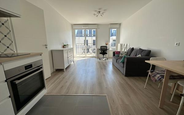 Appartement à louer    2 pièces •  Clamart