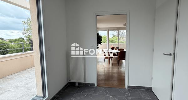 À vendre Appartement 5 pièces 121.83 m² - La Varenne St Hilaire 94210