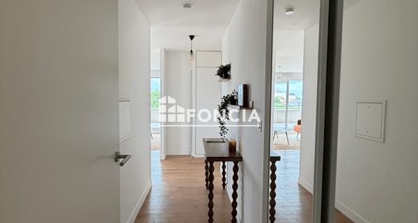 À vendre Appartement 5 pièces 121.83 m² - La Varenne St Hilaire 94210