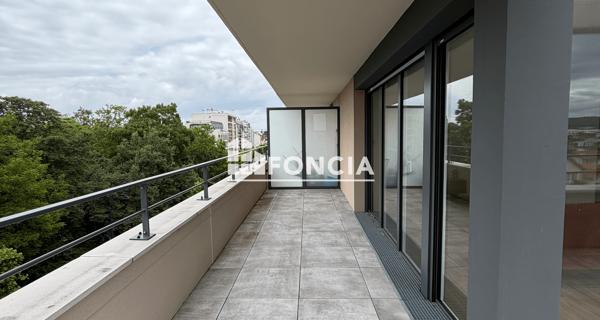 À vendre Appartement 5 pièces 121.83 m² - La Varenne St Hilaire 94210