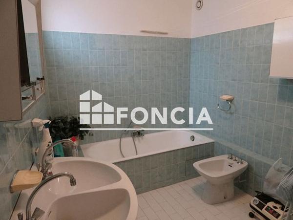 Location Appartement 4 pièces 106.15 m² - BOULEVARD MARECHAL FOCH Salon De Provence 13300