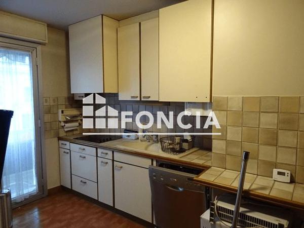 Location Appartement 4 pièces 106.15 m² - BOULEVARD MARECHAL FOCH Salon De Provence 13300