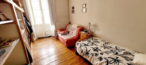 Maison ancienne de 243 m²