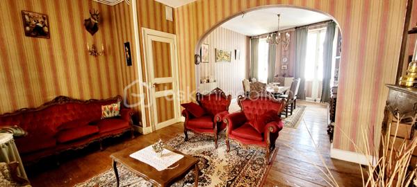 Maison ancienne de 243 m²