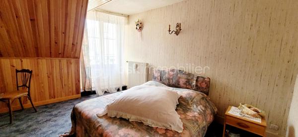 Maison ancienne de 243 m²