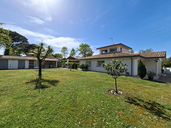 A vendre, maison à LEON