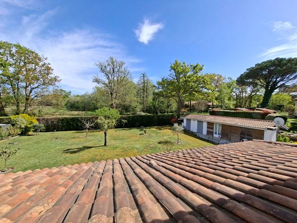 A vendre, maison à LEON