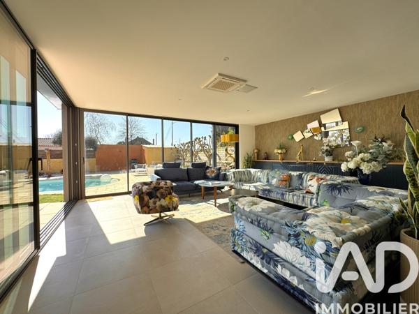 Maison à vendre 10 pièces 260 m² Fontenay-le-Comte