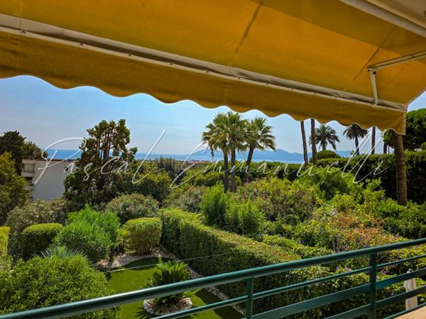 Appartement Cannes Basse Californie 2 pièce(s) 58 m2 vue mer