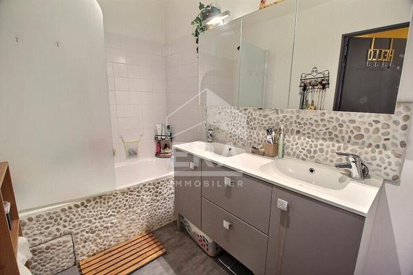 Appartement Clermont-ferrand 4 pièce(s) 91,97m2