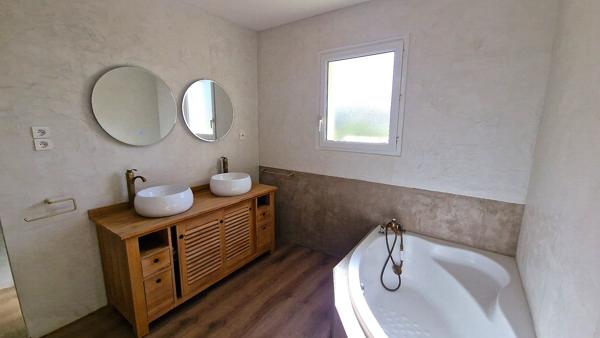 CIEURAC Une maison où le printemps prend tout son sens Lalbenque