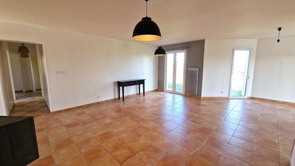 CIEURAC Une maison où le printemps prend tout son sens Lalbenque