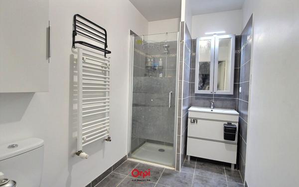 Appartement à vendre    34,49 m2 Marseille 11