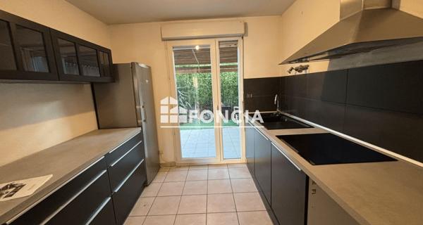 À vendre Maison 4 pièces 103 m² - Les Angles 30133