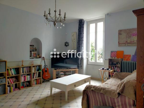 Maison 5 pièces - 102 m² Exclusivité efficity