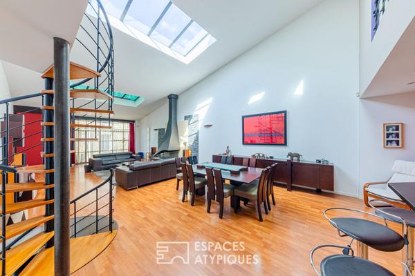 Grand loft sur trois niveaux avec espace bien-être et salle de cinéma à Argenteuil