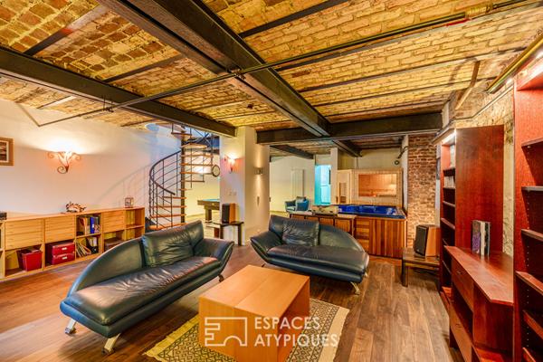 Grand loft sur trois niveaux avec espace bien-être et salle de cinéma à Argenteuil