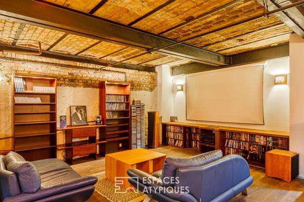 Grand loft sur trois niveaux avec espace bien-être et salle de cinéma à Argenteuil