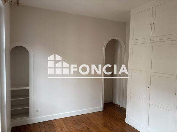 Location Appartement 2 pièces 56.04 m² - 9 RUE MAYRAN Paris 75009