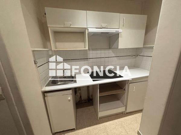 Location Appartement 2 pièces 56.04 m² - 9 RUE MAYRAN Paris 75009