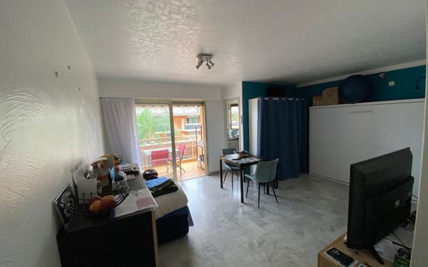 Appartement à vendre    1 pièce • 28 m2 Villeneuve-Loubet
