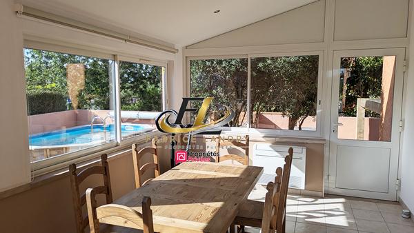 Maison SANS TRAVAUX de 113 M² - 3 chambres avec bel extérieur