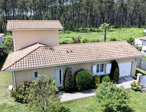 Vente                                                      Maison
                        
                     4 pièces                      87 m2                     à Parentis-en-Born