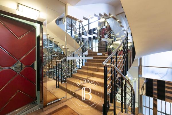 Neuilly-sur-Seine, Appartement 3 Chambres -  224 m² à vendre