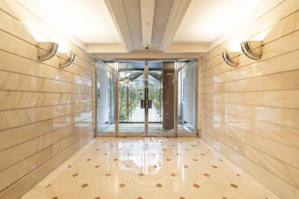 Neuilly-sur-Seine, Appartement 3 Chambres -  224 m² à vendre