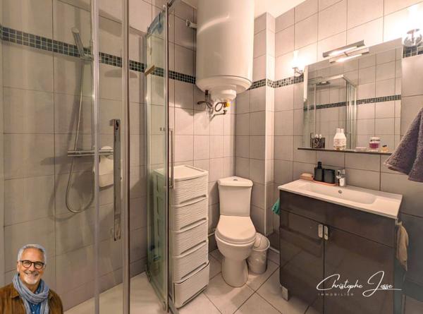 Appartement avec loggia vue mer et parking privé