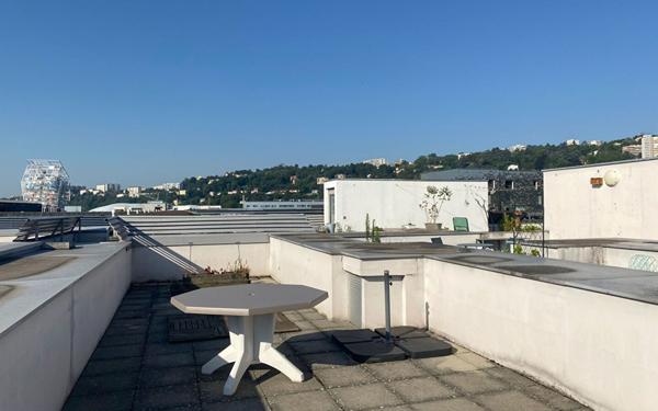 Appartement à louer    1 pièce •  Lyon 2