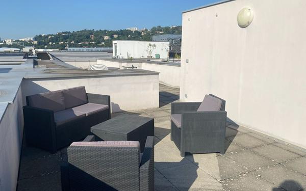 Appartement à louer    1 pièce •  Lyon 2