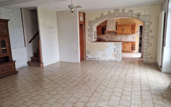 Maison à vendre    5 pièces •  Bournand