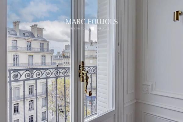 PARIS XVI Trocadéro / Boissière – Elégant appartement avec vue