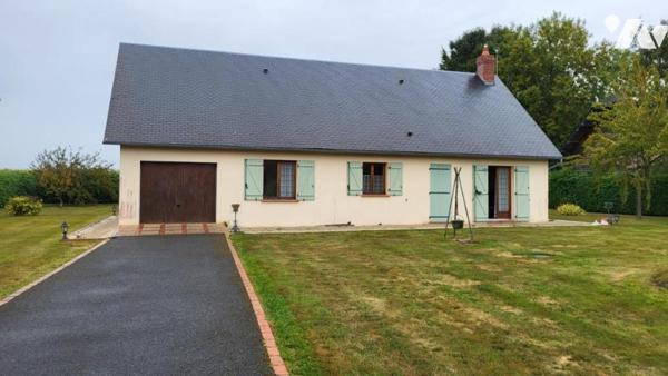 Pavillon de plain-pied sur 2130 m² de terrain plat