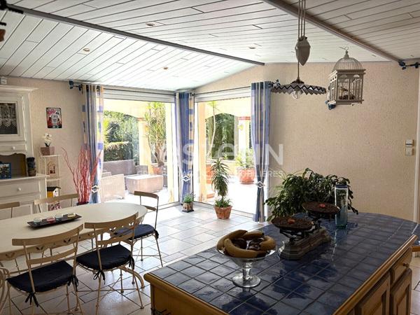 Maison de style Provençal d'Exception à La Chapelle Saint Laurent de 192 m² habitable