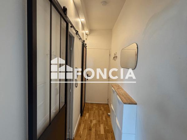Location Studio meublé 20 m² - PORTE 5 Angouleme 16000