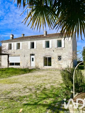 Maison à vendre 7 pièces 244 m² Salles-d'Angles